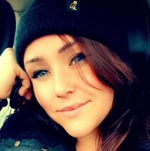 Meet your Posher, Jade